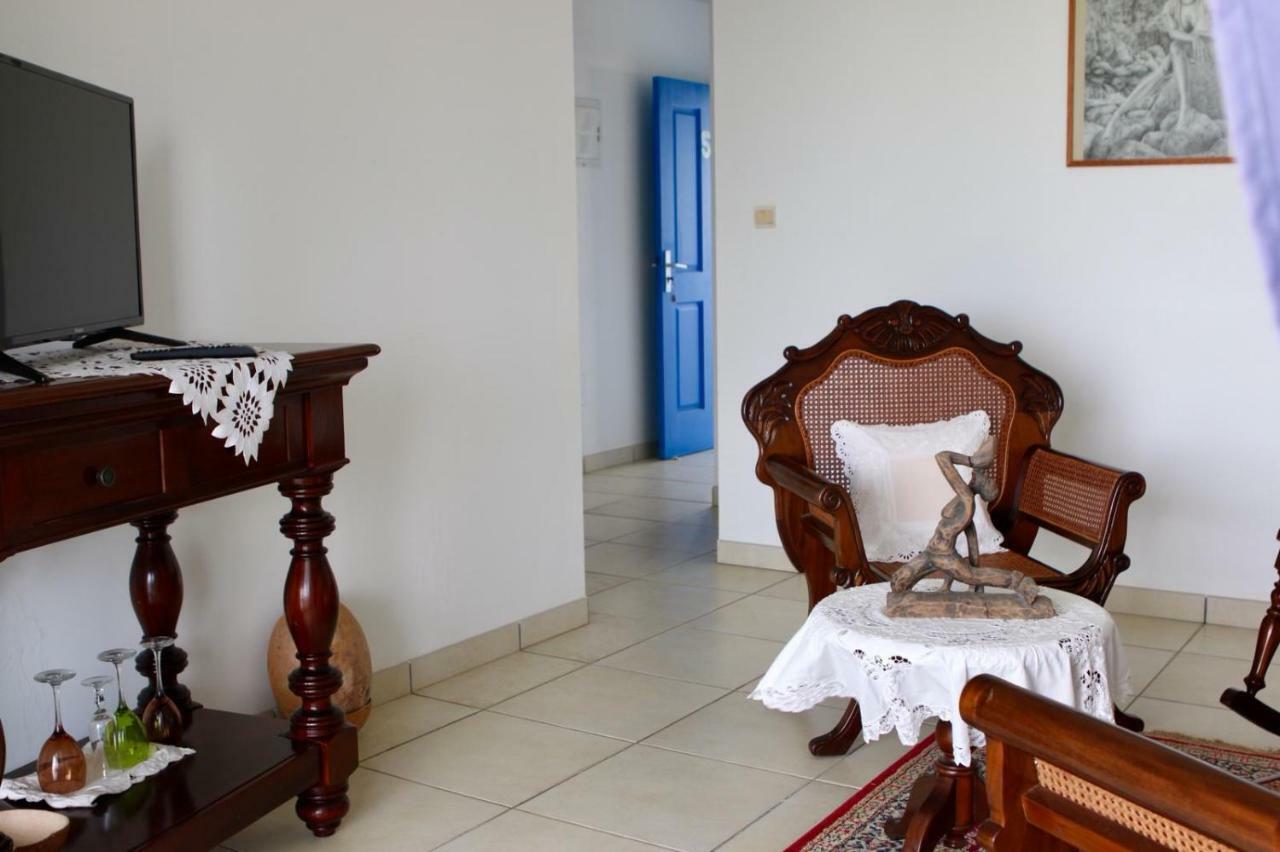 Bed & Breakfast 6 Suites Piscine Et Plage Pointe Faula Le Vauclin Exteriör bild