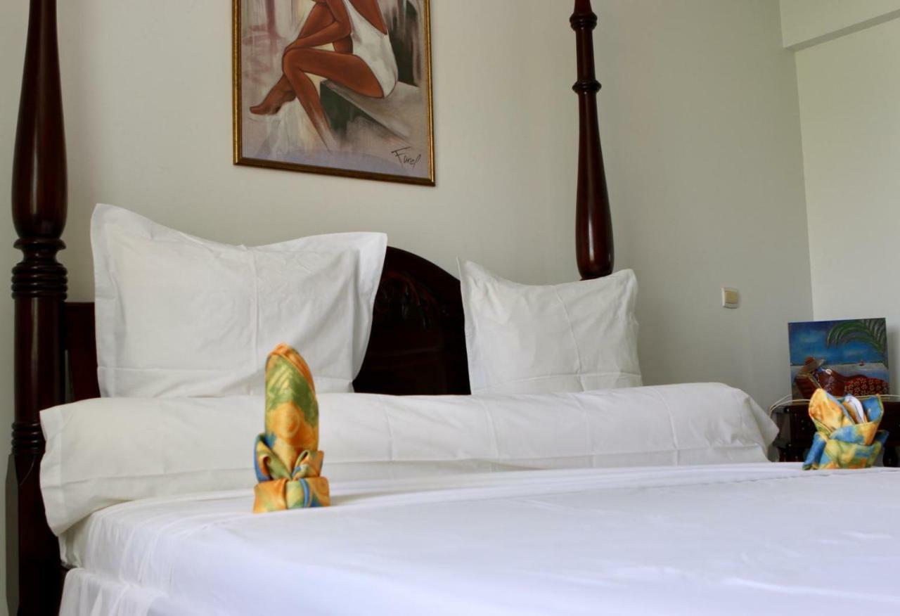 Bed & Breakfast 6 Suites Piscine Et Plage Pointe Faula Le Vauclin Exteriör bild